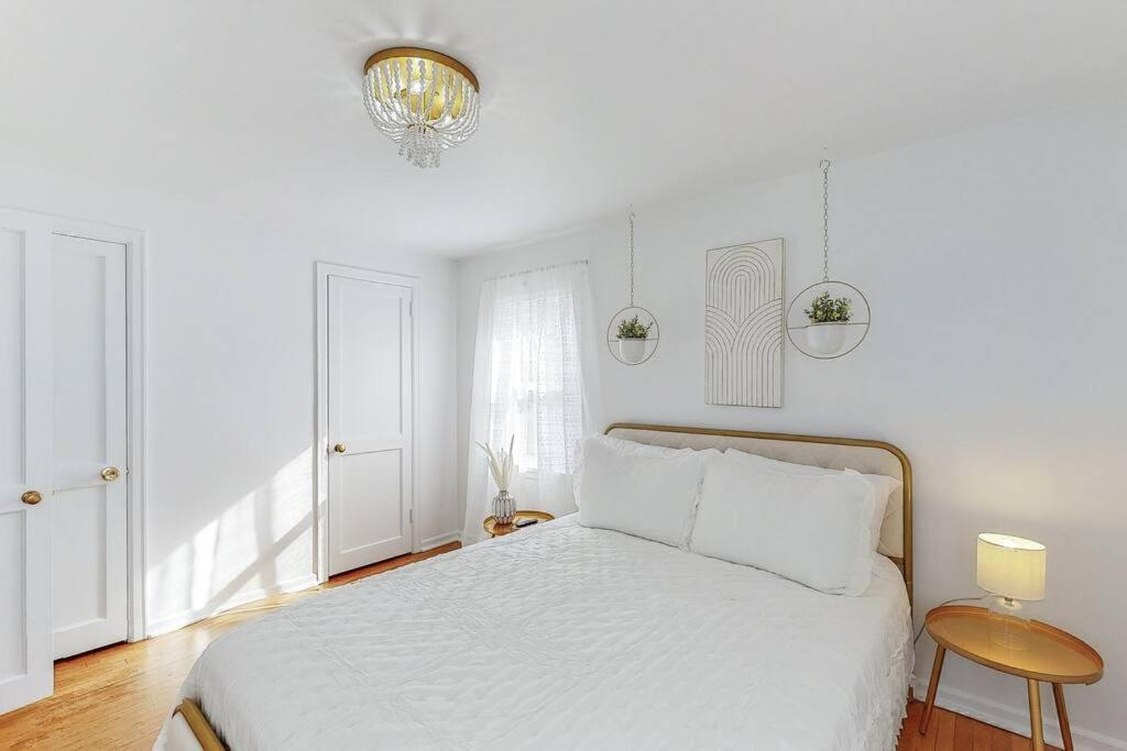 End Zone Escape-Light And Bright Hof Village Home Canton Ngoại thất bức ảnh